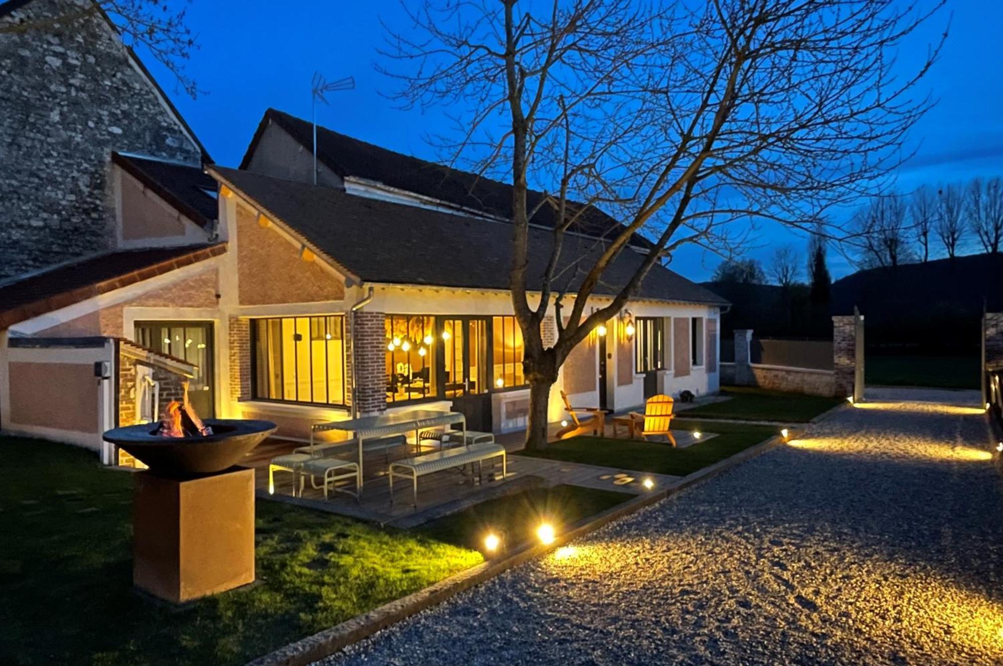 La Petite Maison De Giverny - Gite De Charme 5 Etoiles Au Coeur Du Village - 3 Chambres Luaran gambar