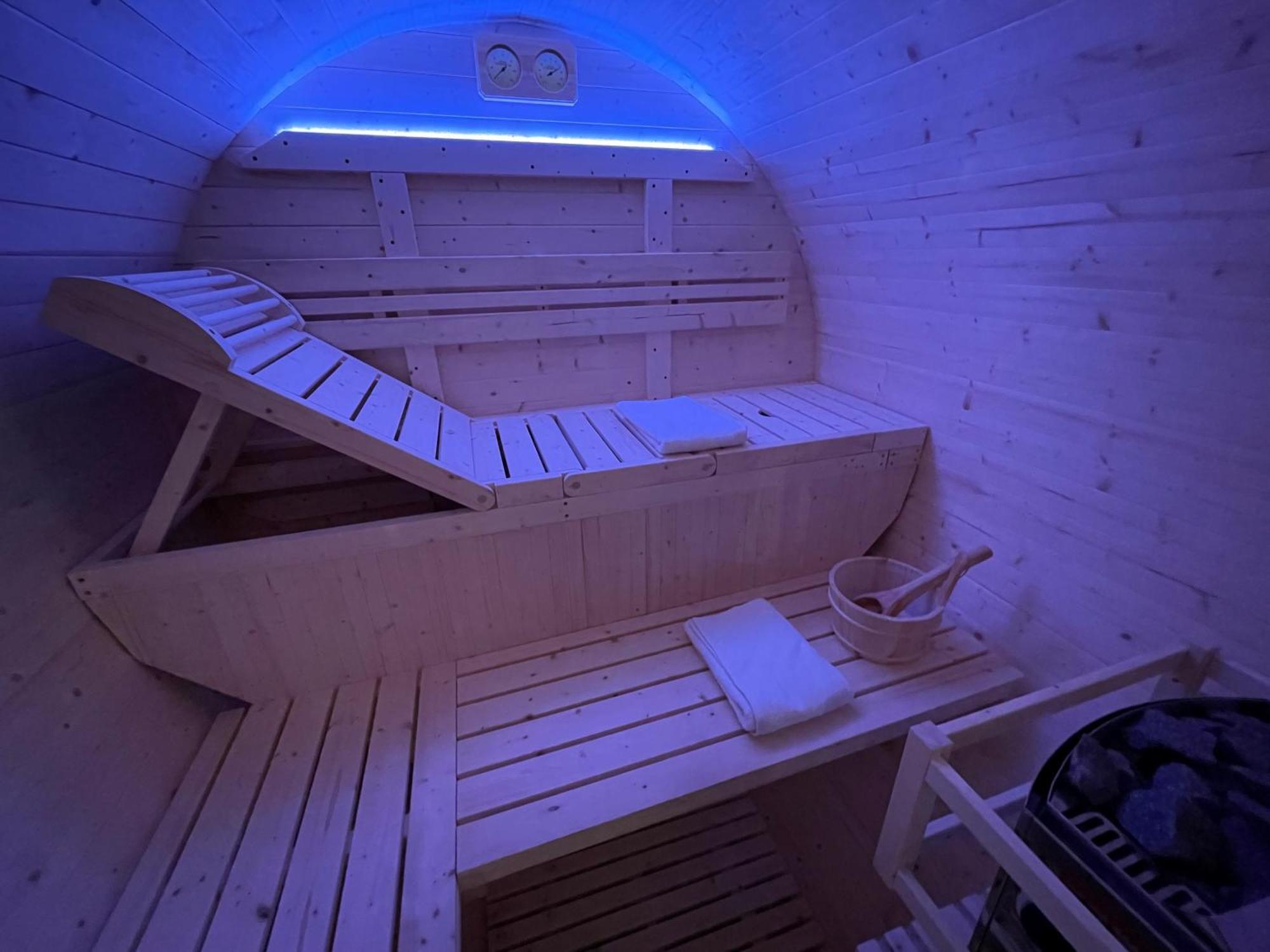 La Petite Maison De Giverny - Gite De Charme 5 Etoiles Au Coeur Du Village - 3 Chambres Luaran gambar