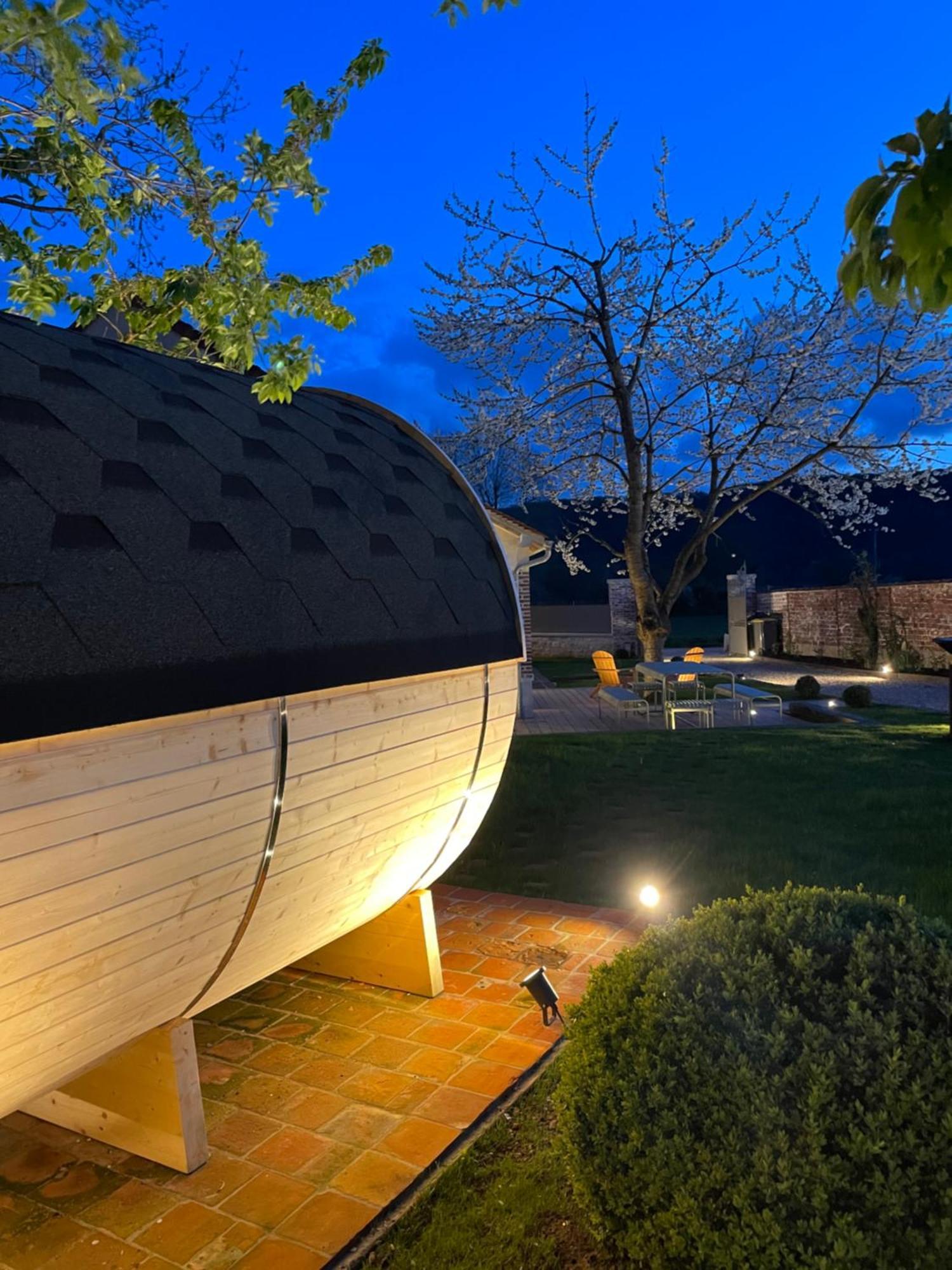 La Petite Maison De Giverny - Gite De Charme 5 Etoiles Au Coeur Du Village - 3 Chambres Luaran gambar